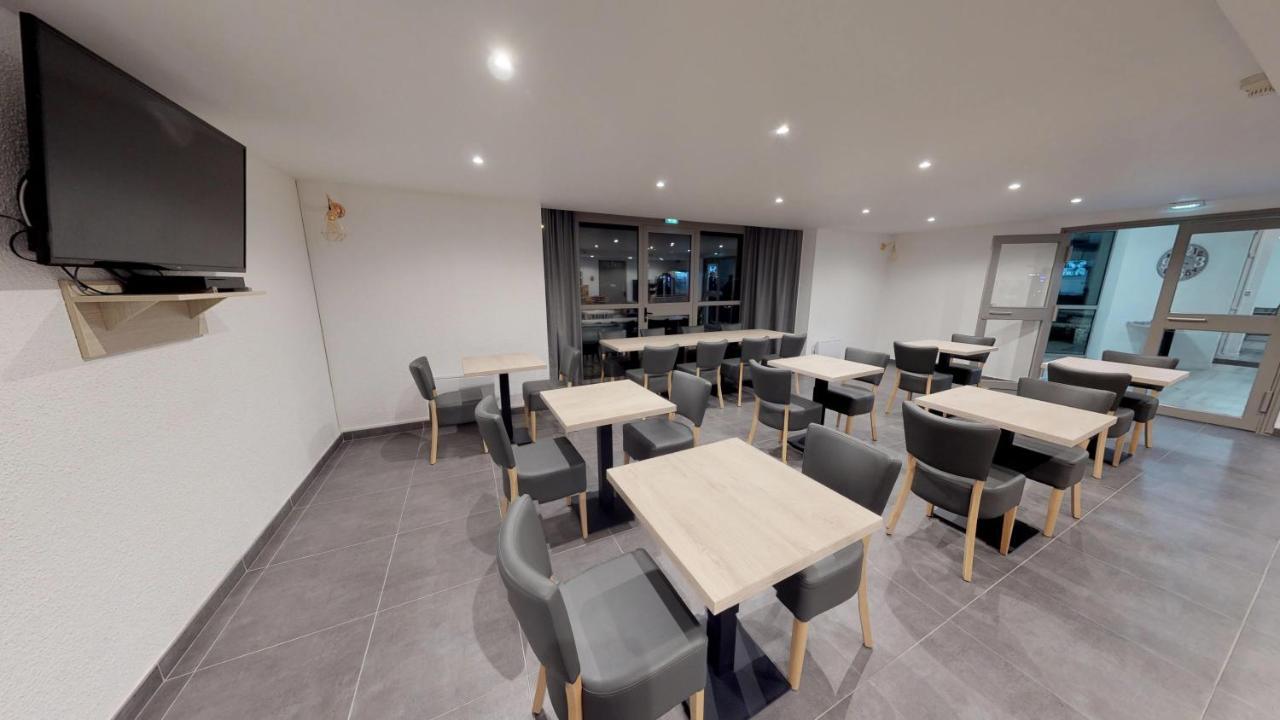 Hotel Du Stade Ex Kyriad Direct Lille Est Stade Pierre Mauroy Villeneuve-d'Ascq Bagian luar foto